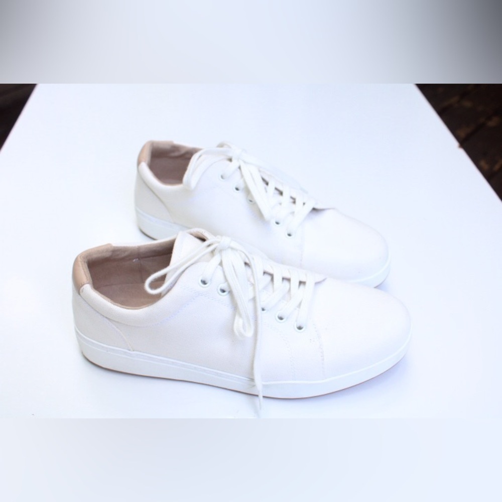 Abeo White Low-Top Lace-Up Sneakers with Nude Trim